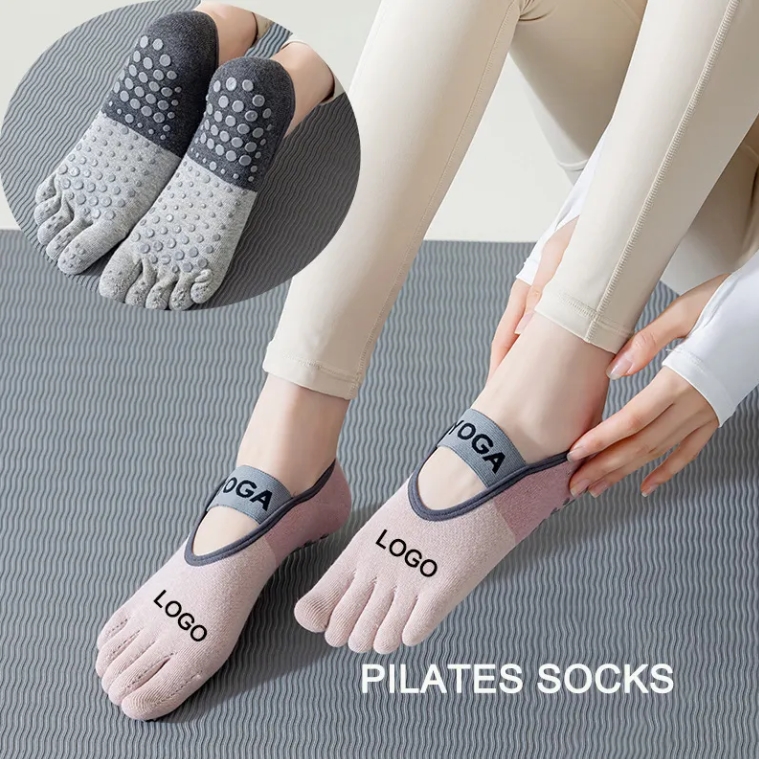 Pilates Yoga Logo - Chaussettes de yoga, pilates et ballet